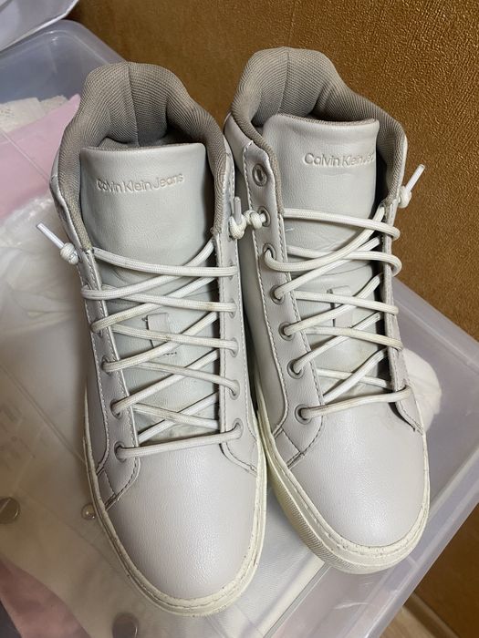 Продам ботинки от бренда Calvin Klein