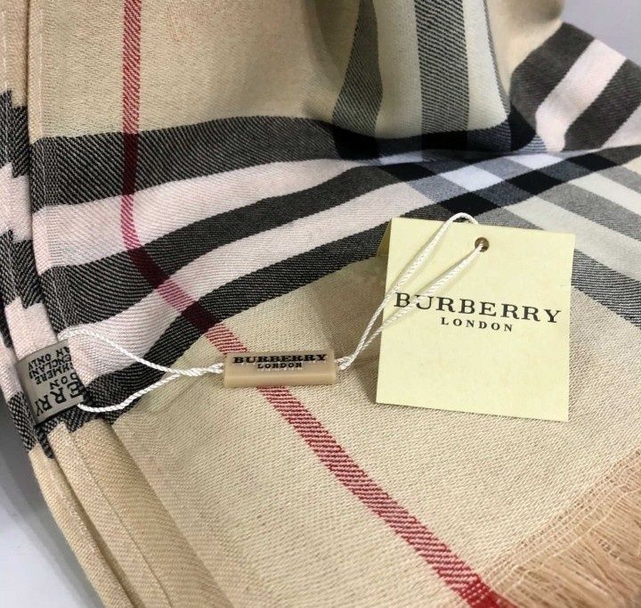 Esarfe/saluri unisex,new model,logo brodat