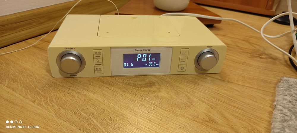 Vand radio digital  Silver Crest pt raft utilizat