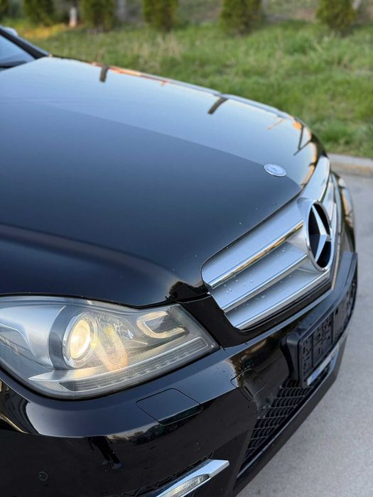Mercedes Benz w204 250cdi