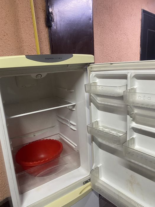 Холодильник LG