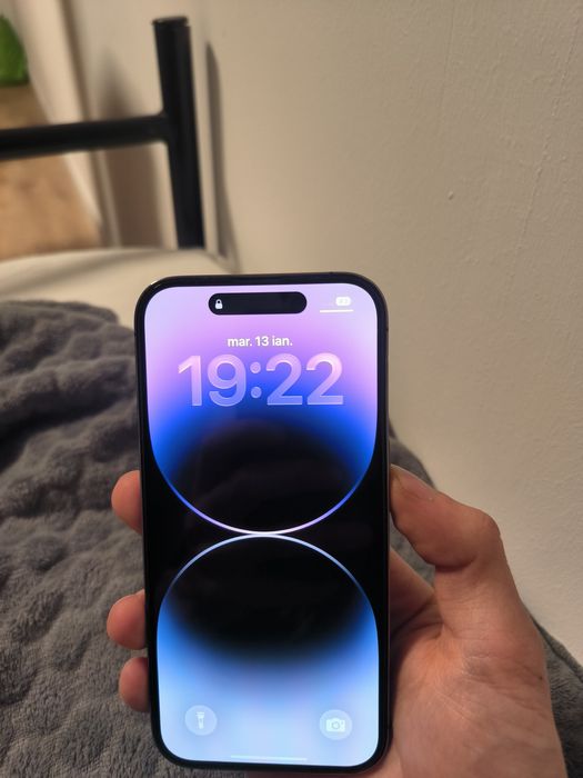 Vând iPhone 14 Pro
