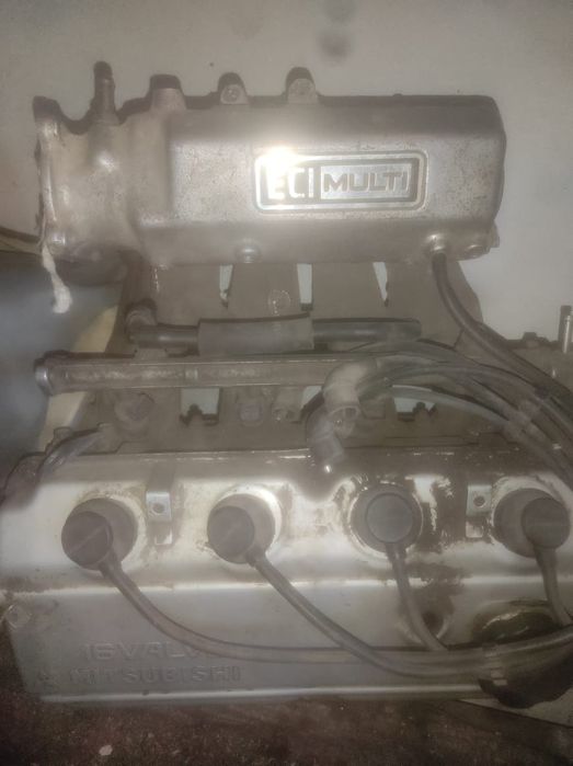 Продам головку блока цилиндров Митсубиси Шариот