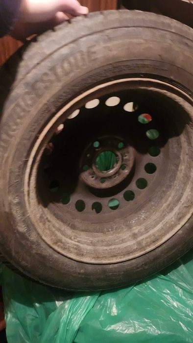 Set 4 cauciuri iarna Brigestone (Dot 2024) + jante tabla SH