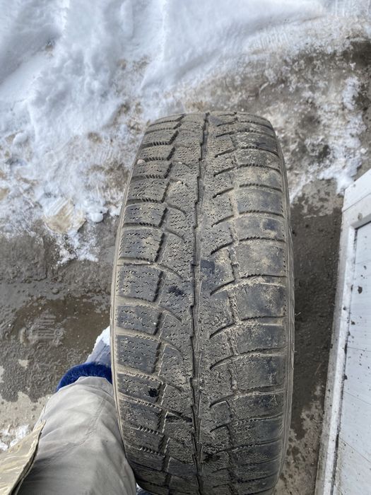 Продам Шины 195/65/15