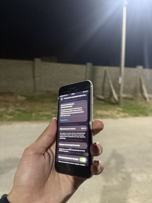 Айфон Се 64гб 100%