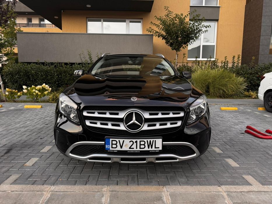Vand Mercedes GLA 200d 4MATIC aut