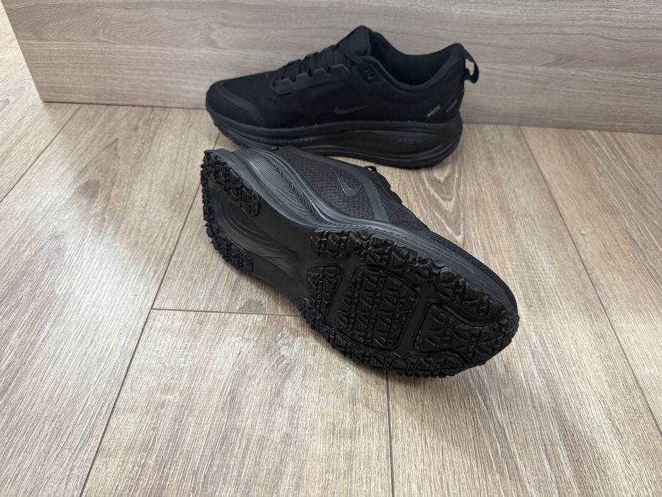 Nike Vomero Plus Zoomx