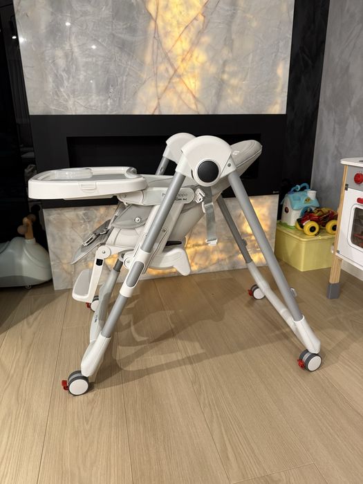 Стол за хранене -peg perego