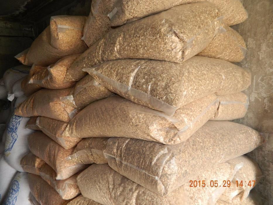 Стружка в мешках. Щепа для копчения в мешках. Ольховая щепа мешок. Щепа для копчения мешок. Щепа для копчения ольха мешок.