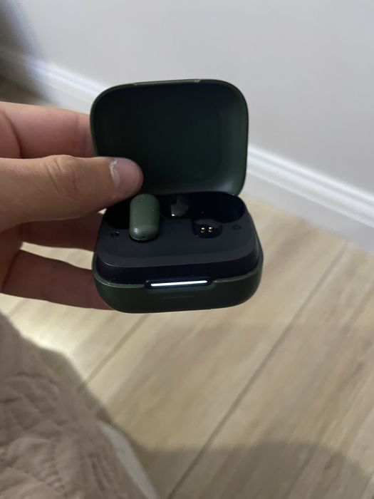 Продам наушники soundcore P30i