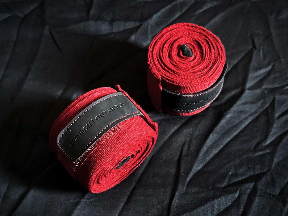 Боксерские перчатки Decathlon Outshock 12 oz