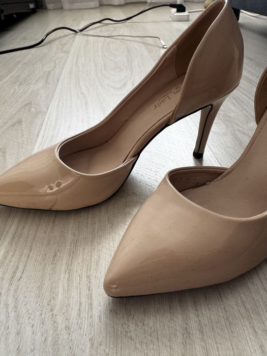 Продам туфли женские