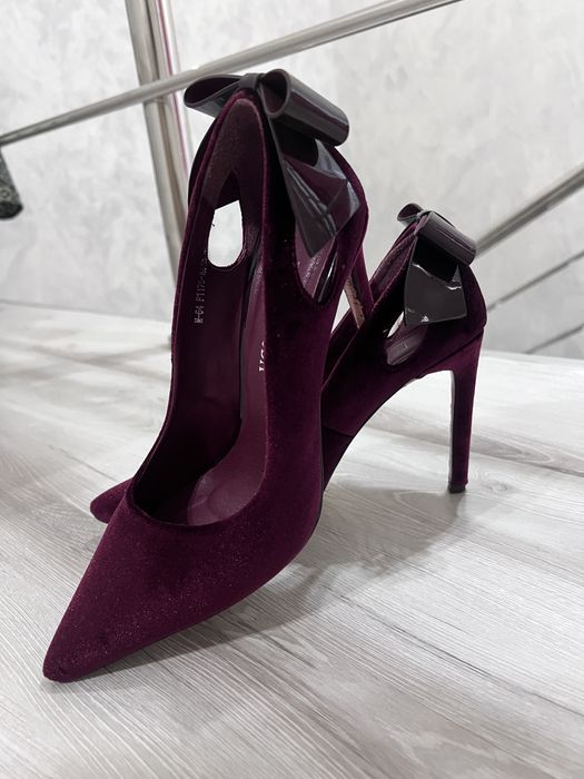 Бордовый туфли женские