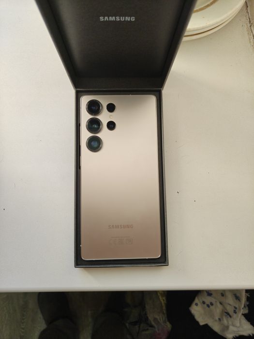 Продам Samsung galaxy s25 ultra