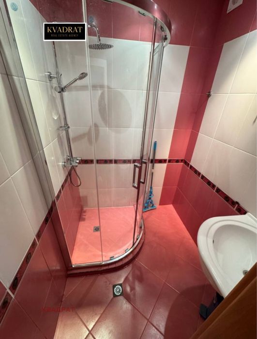 Тристаен апартамент Център 900€ +Паркомясто