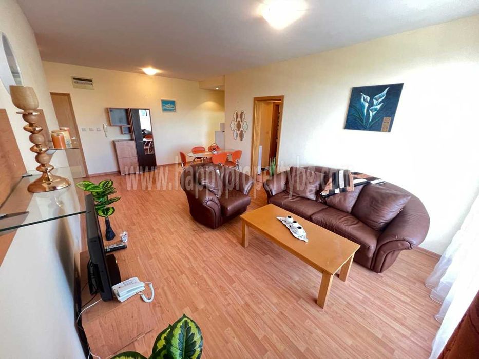 Продава се Тристаен апартамент в Свети Влас - 83 кв.м за 1555 €/кв.м - Снимка #2