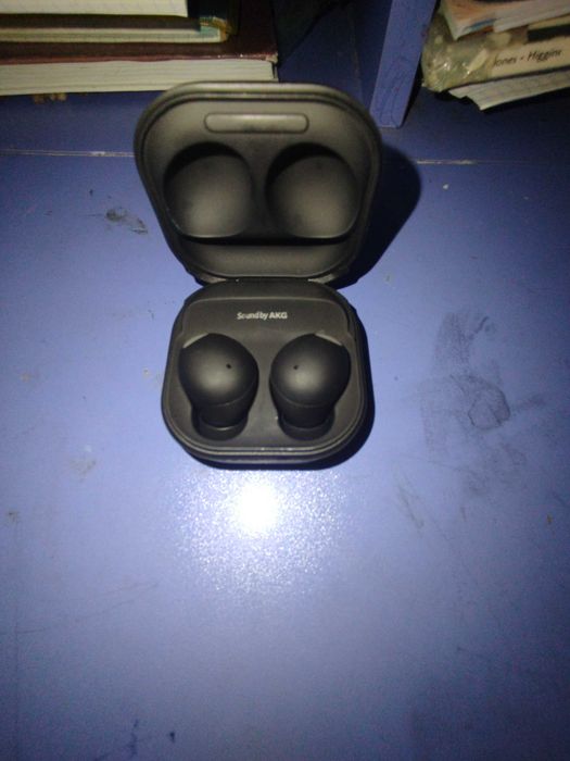 Samsung galaxy buds2 новая