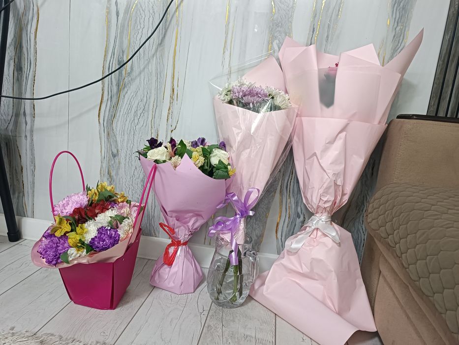 Продаются цветы...