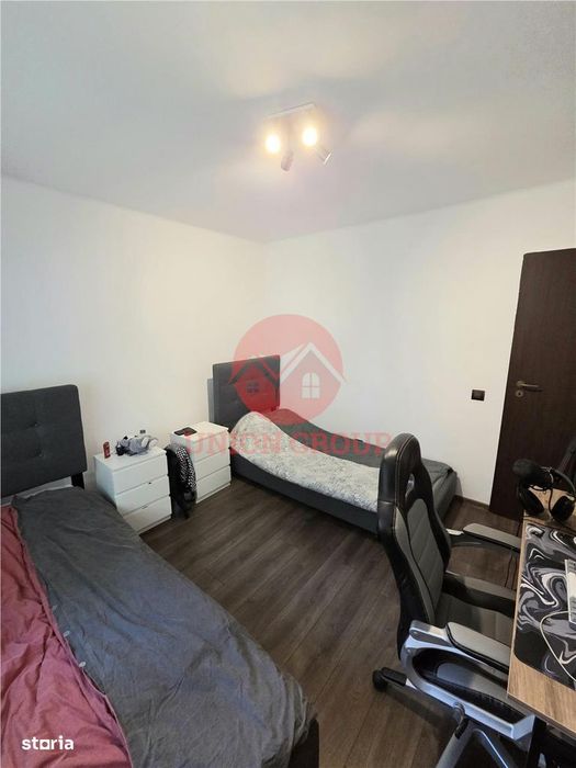 Apartament 3 Camere, Spatios, Parter, Zona Far