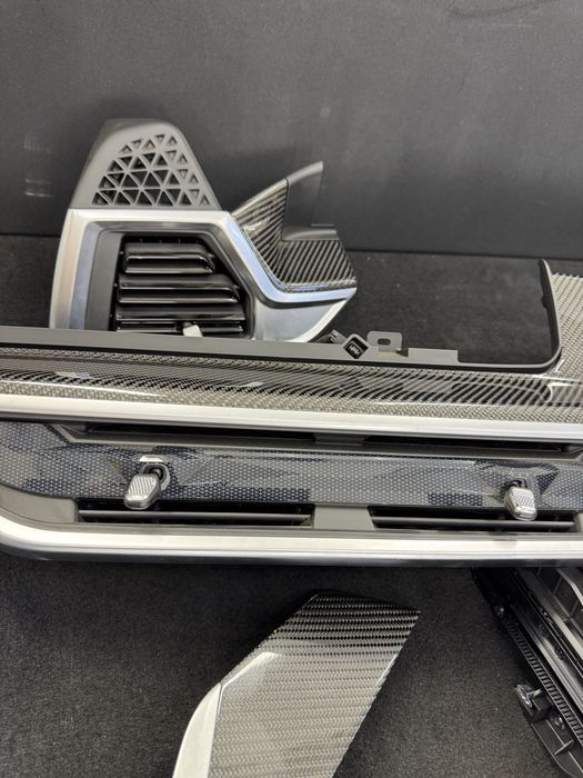Set trimuri Bmw G05/G06 Carbon