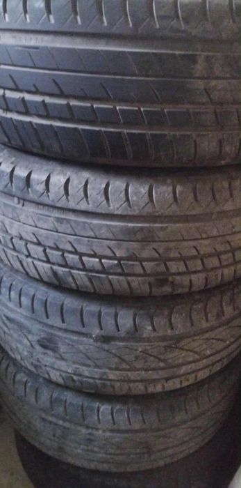 Vând jante cu cauciucuri pe 16 wv