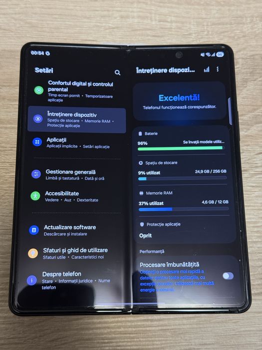 Samsung Galaxy Z Fold3 5G 256GB Dual SIM Stare Foarte Bună + Încărcător Fast