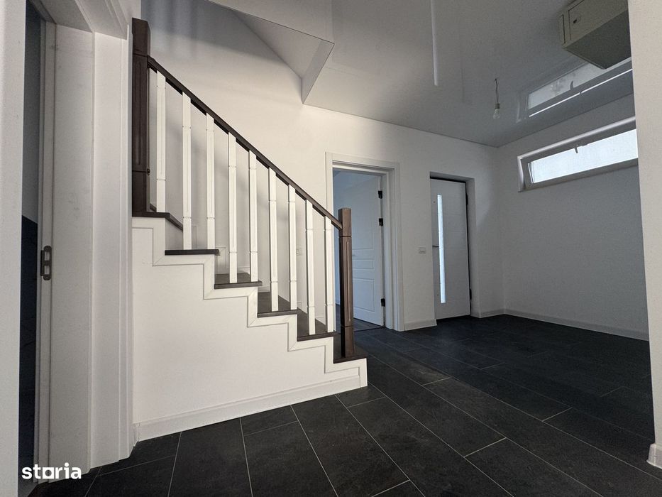 Casa Vila Mogosoaia | 6 camere | P+1+M teren 480mp | Persoana Fizica