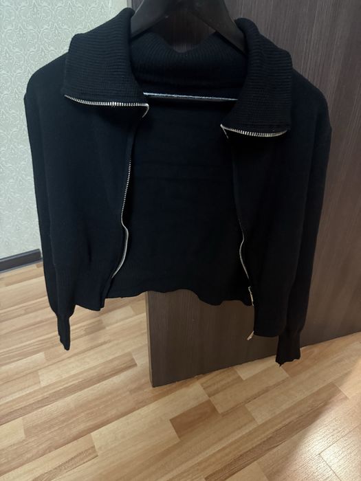 Продам кофточки