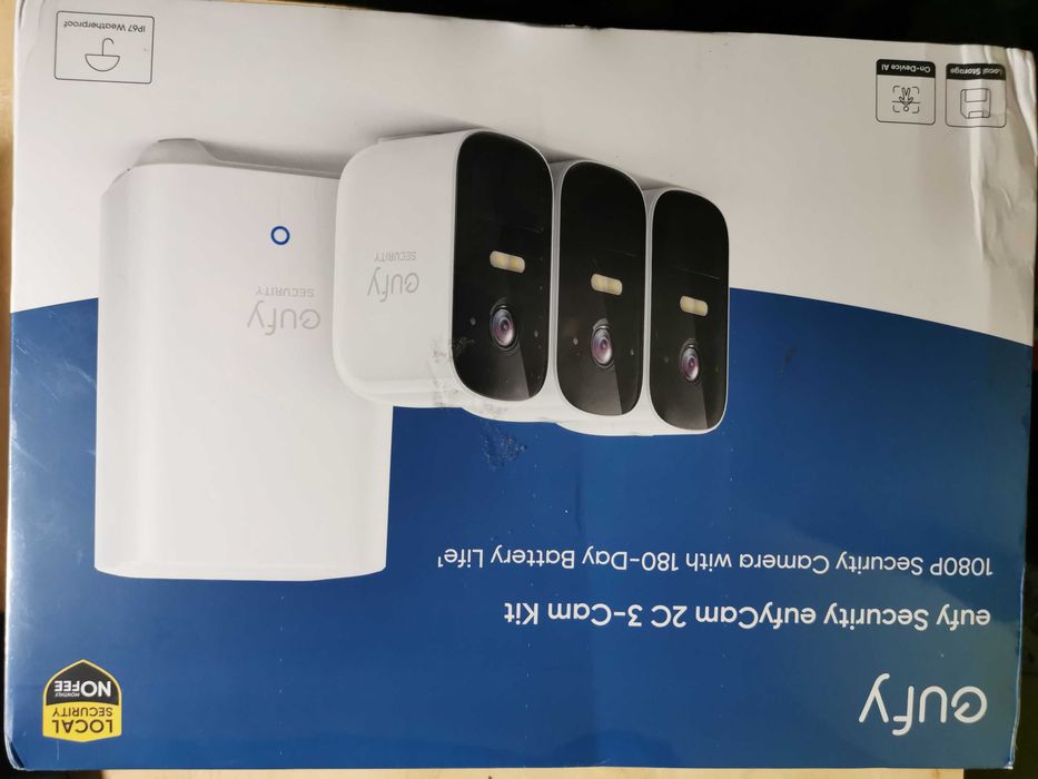 Sistem de supraveghere video eufyCam 2C Security, 3 camere,HD 1080p,sigilat