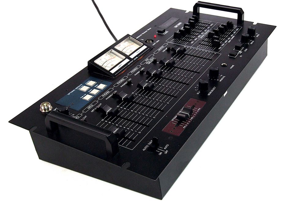 Mixer Hama profesional, 6 intrari, 4 iesiri, ideal DJ si studio, NOU
