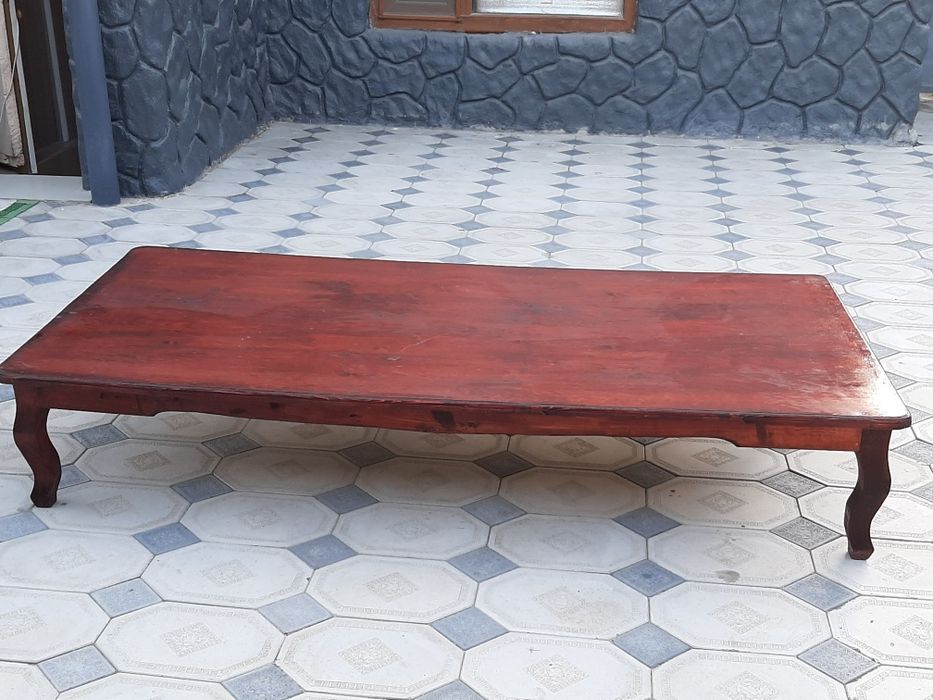 Продам низкий стол