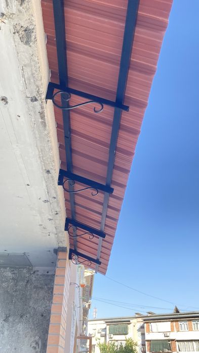 Устанавливаем козырьки и бельевые ролики в Ташкенте!