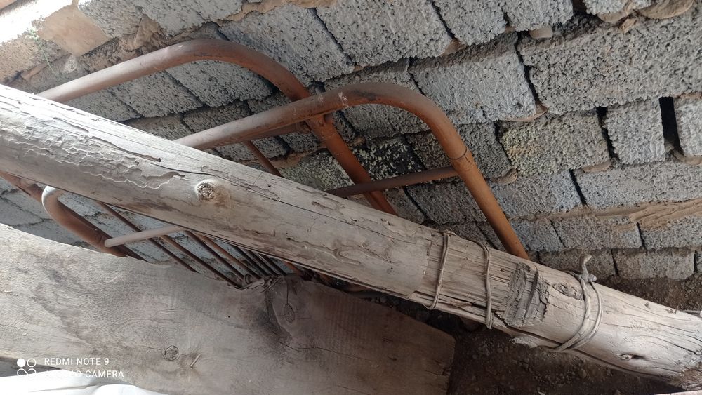 Кровать металлические