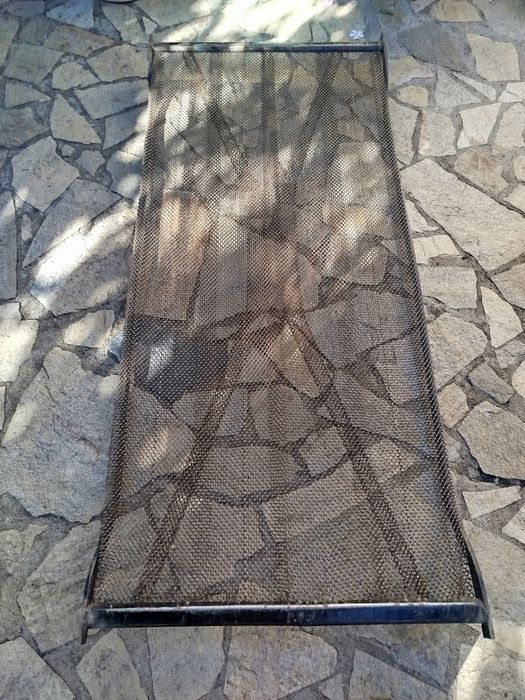 Пружина за легло