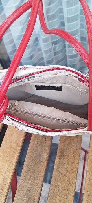 Vand 3 genti de piele