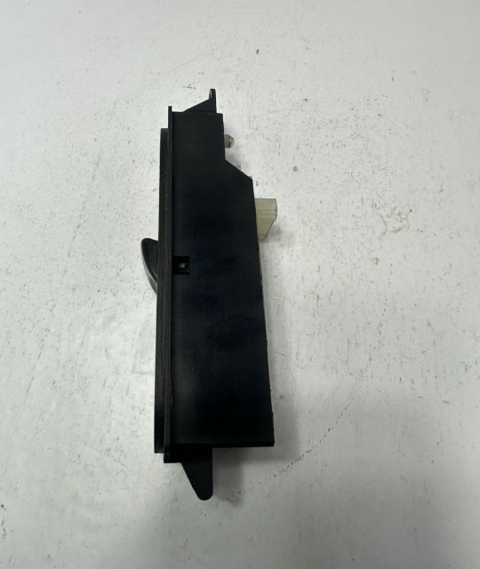 Buton geam  9065451913 Mercedes-Benz Sprinter a 2-a generatie 906