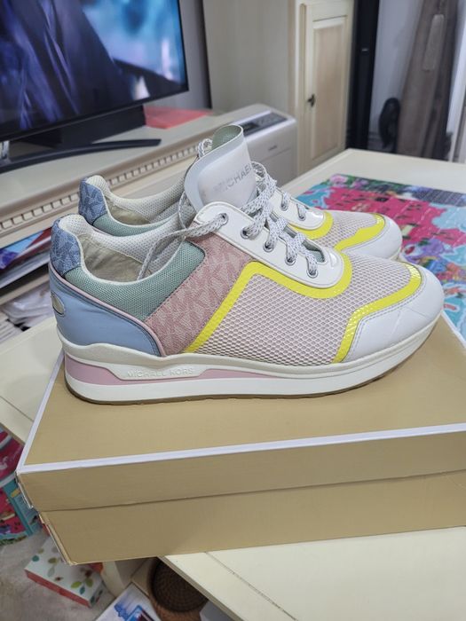 Michael Kors marimea 41