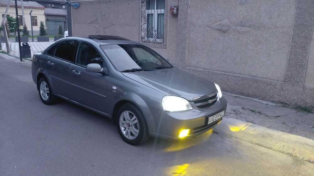Lasetti 1.6  avt