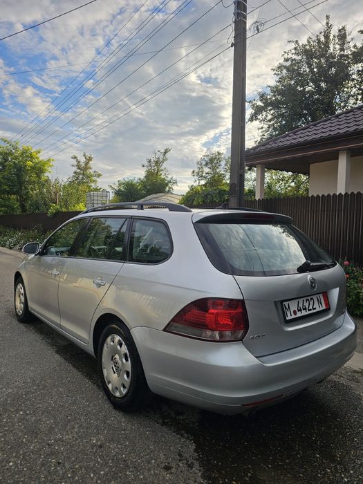 Volkswagen Golf VI