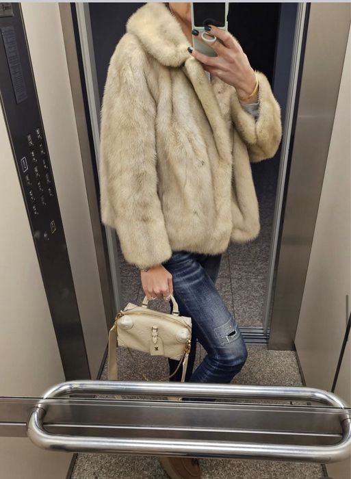 Haina blana naturala nurca