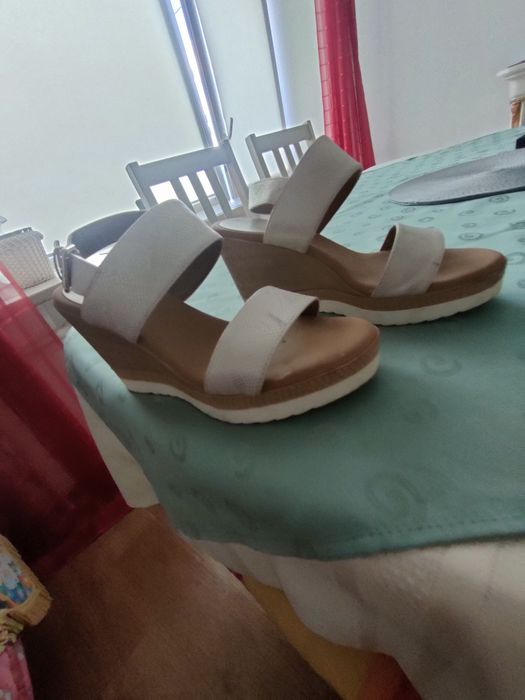 Босоножки летние 39р