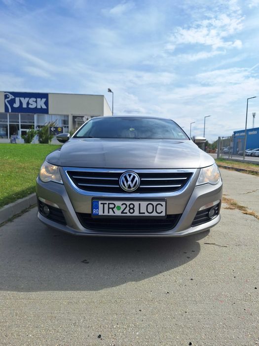 VOLKSWAGEN Passat CC
