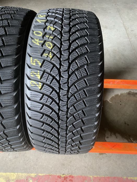 Anvelope iarna 225/40/18 Kumho Wintercraft 225 40 18 R18