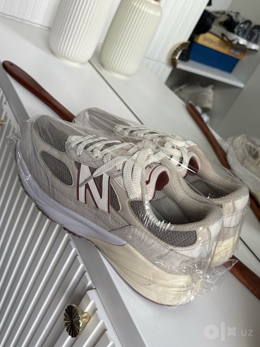 Кроссовки New balance x Louis Vuitton в отлисном состоянии