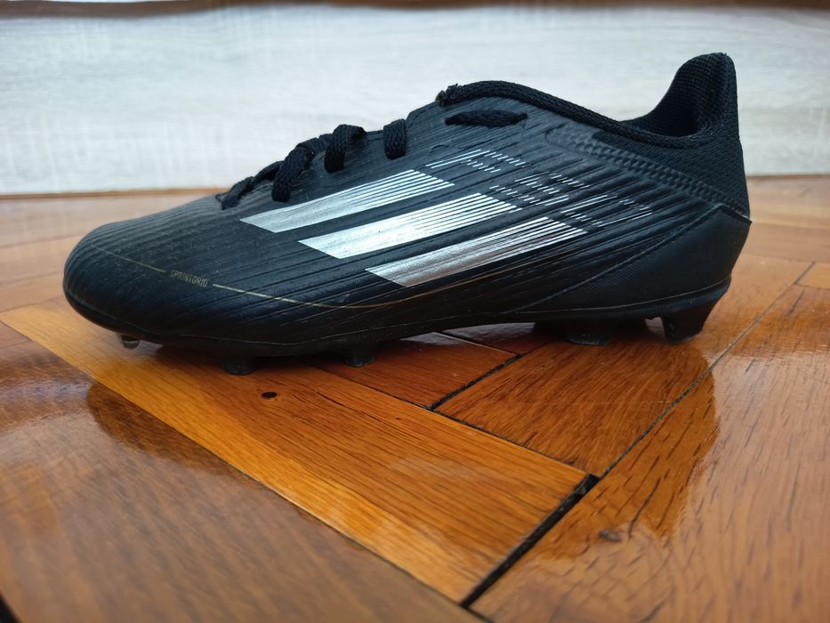 Adidas  F50 League  черни със златен кант