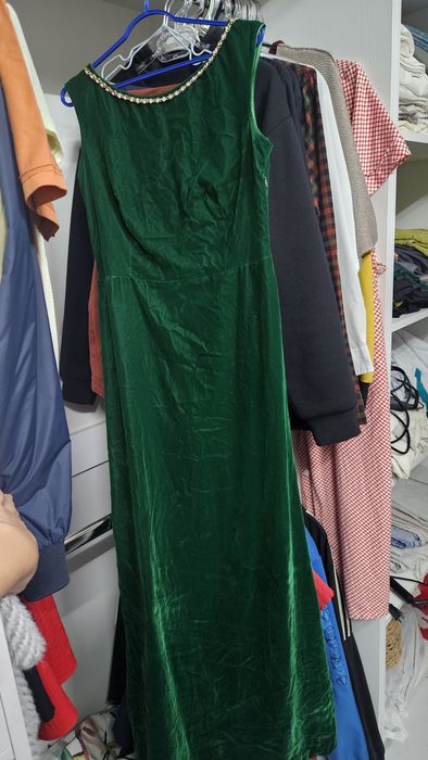 Продам вечерние платья