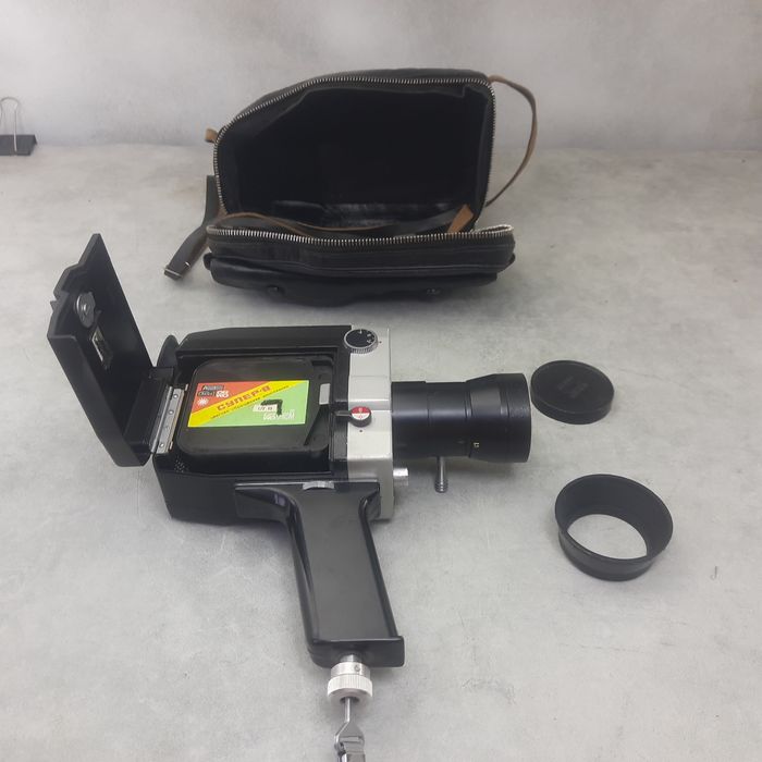 Фотоаппараты пленочные Зенит, Никон, кинокамера