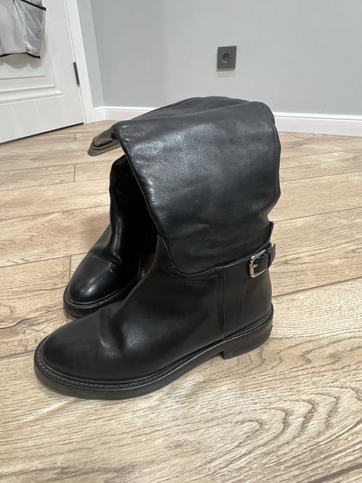 Продам зимние сапоги