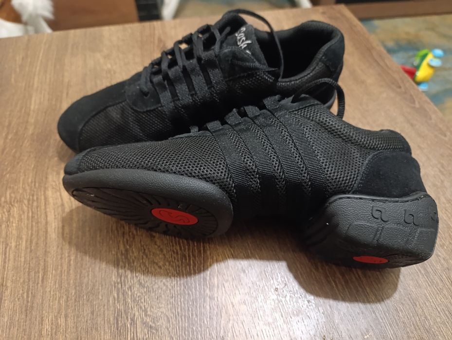 Танцови обувки велур 42.5 номер